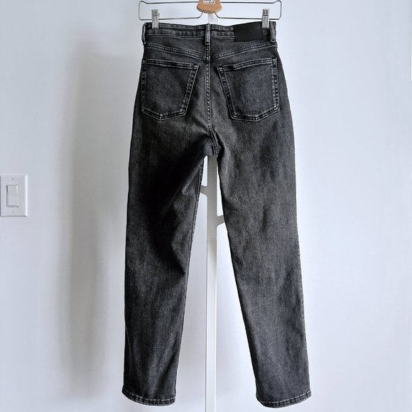 Everlane High Rise Straight Jean - Size 25 Ankle - Picture 4 of 9